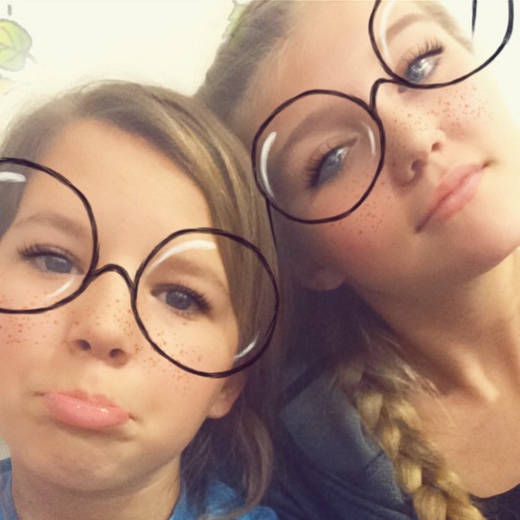 Meet your Posher, Maci - Picture 1 of 1